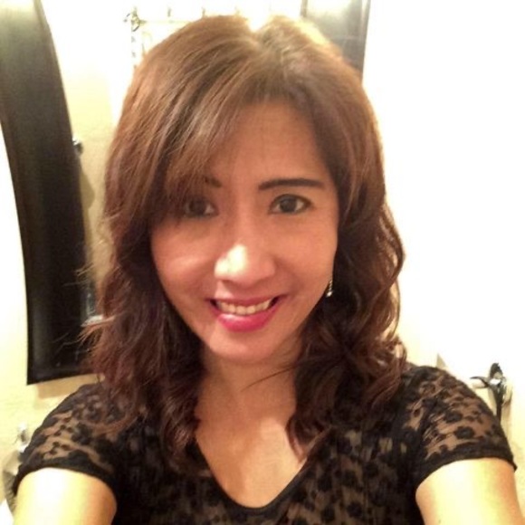 Meet your Posher, Liz - Picture 1 of 1